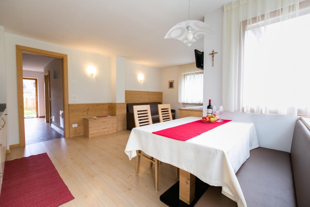 Appartamenti Genziana La Villa  Kamer foto