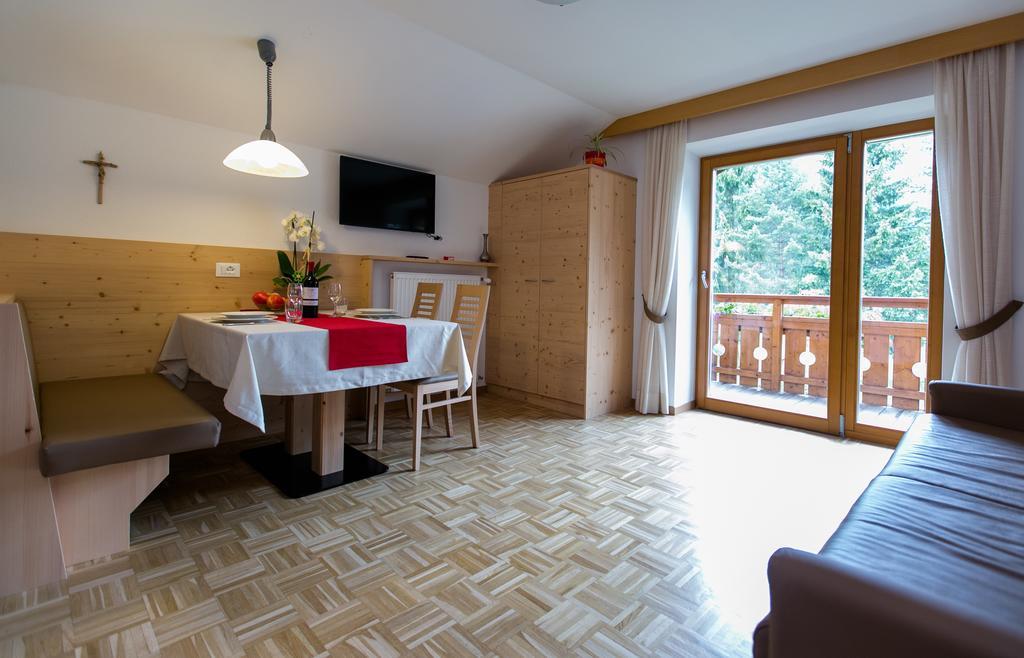 Appartamenti Genziana La Villa  Kamer foto