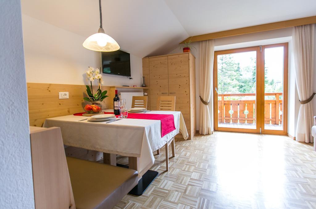 Appartamenti Genziana La Villa  Kamer foto